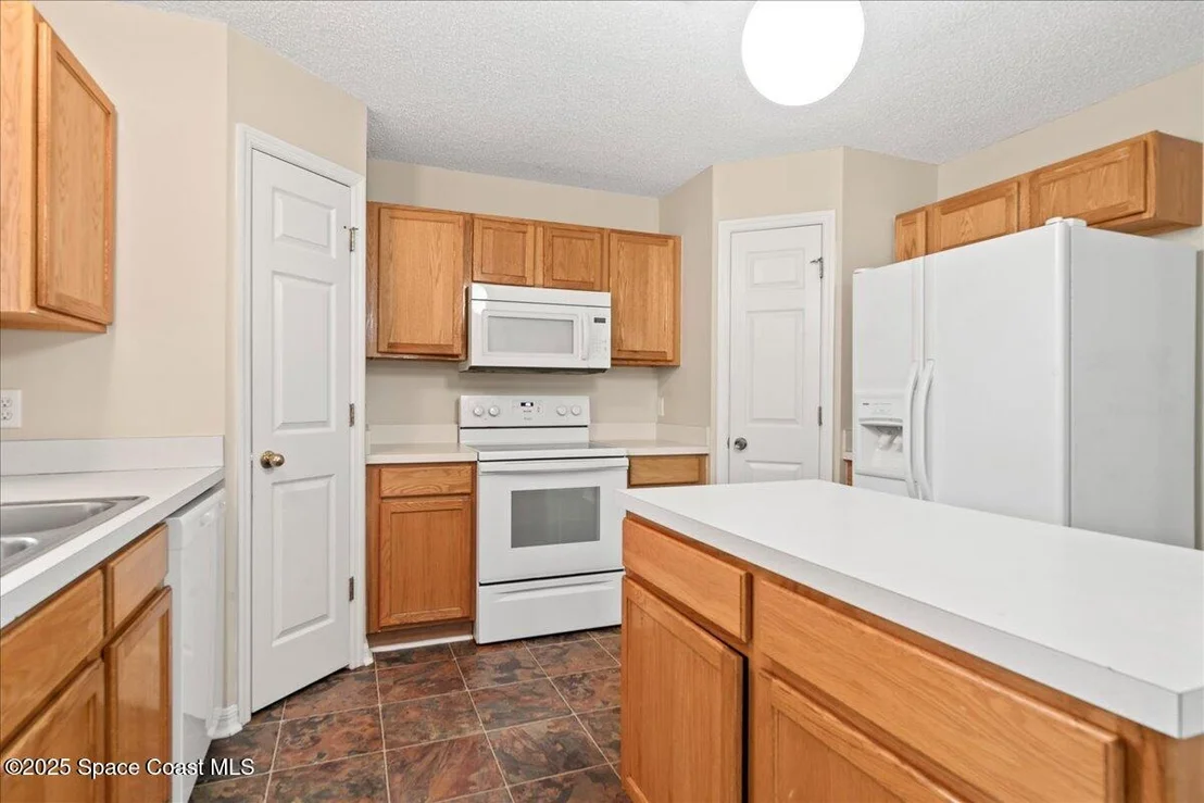 Photo of 1333 Sorento Circle