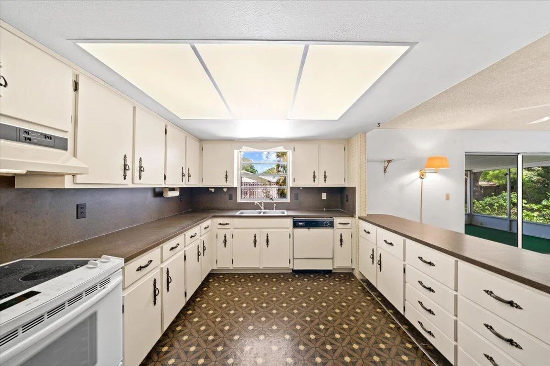 Photo of 308 Clayton Avenue