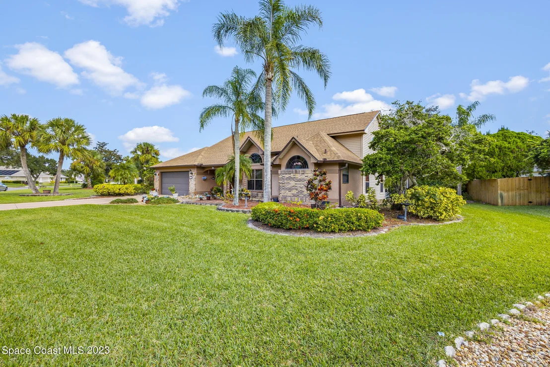 Photo of 889 Spanish Wells Drive