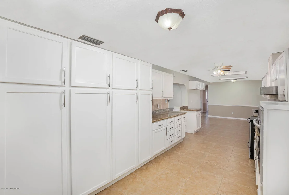 Photo of 2525 Coconut Drive