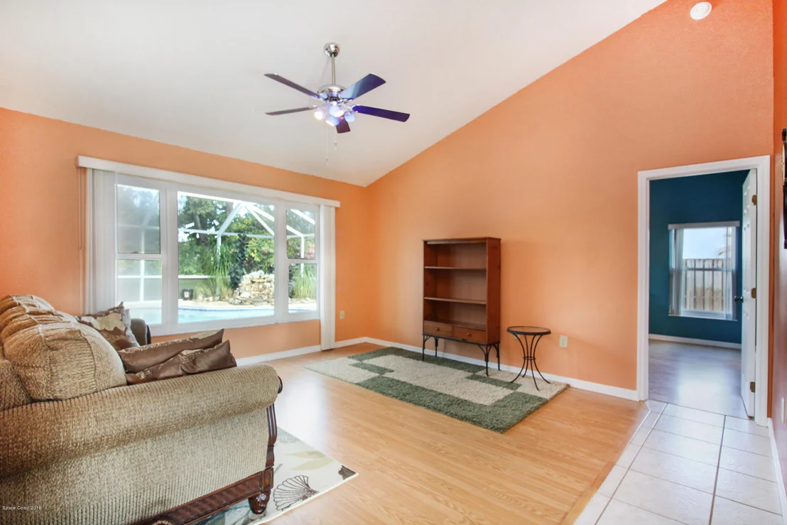 Photo of 922 Jamestown Drive