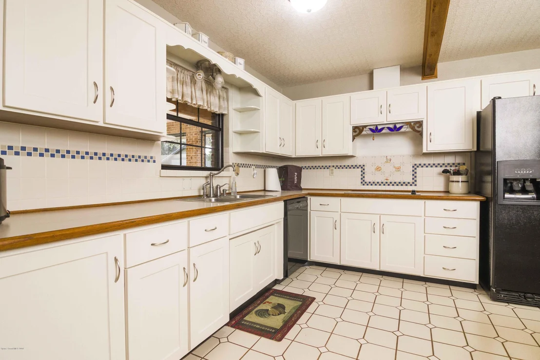 Photo of 5337 Allen Street