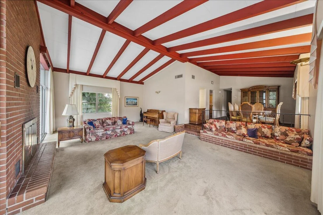 Photo of 311 Par Avenue