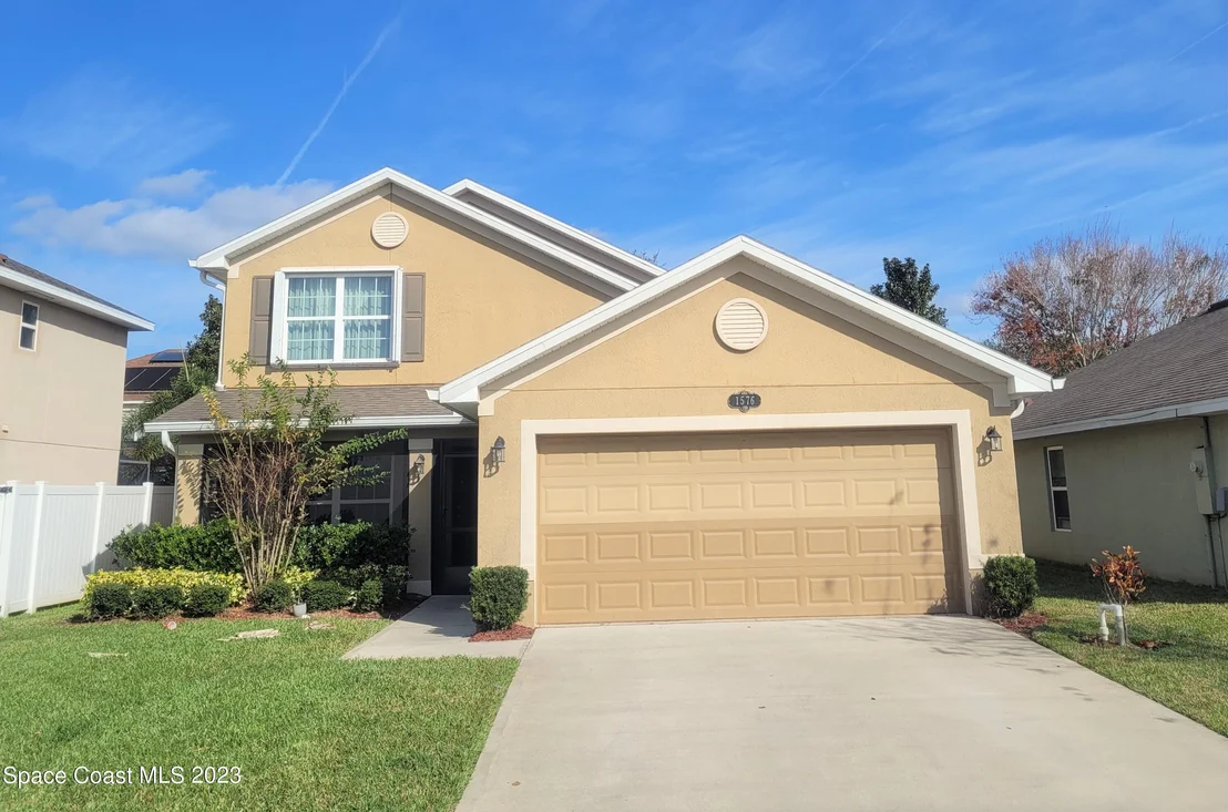 Photo of 1576 Alaqua Way