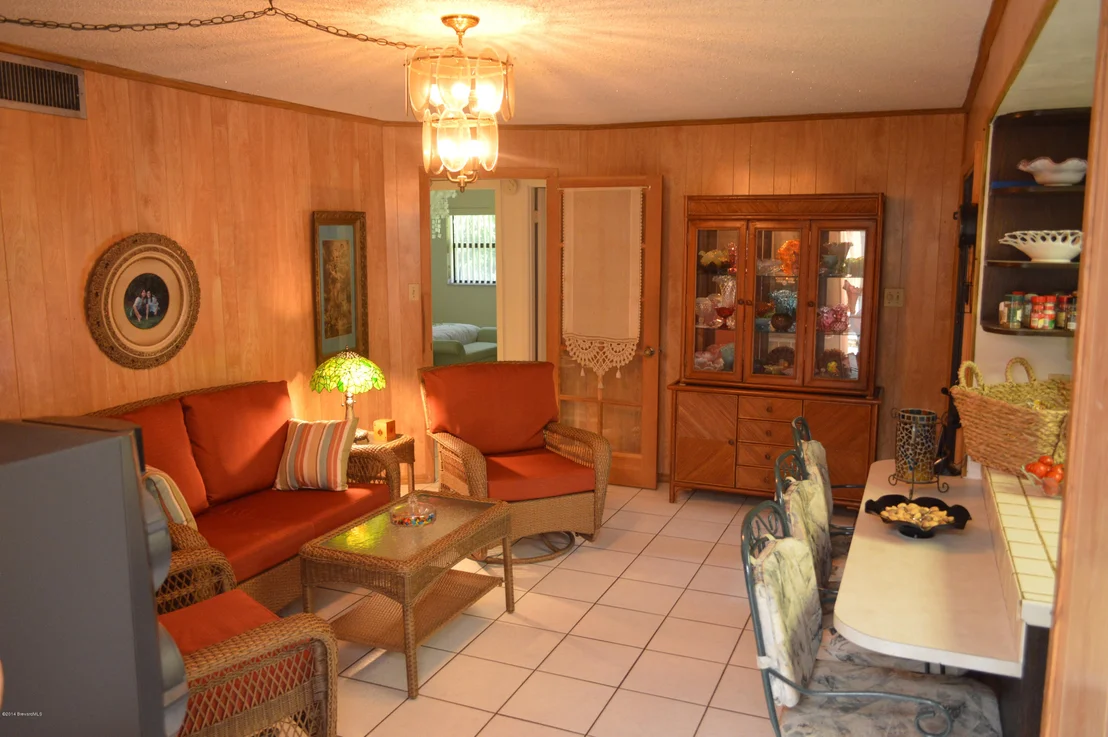 Photo of 214 Rose Drive