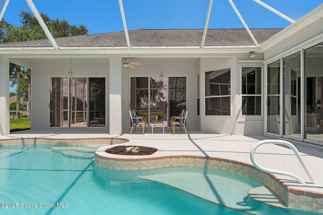 Photo of 1480 Cape Sable Drive