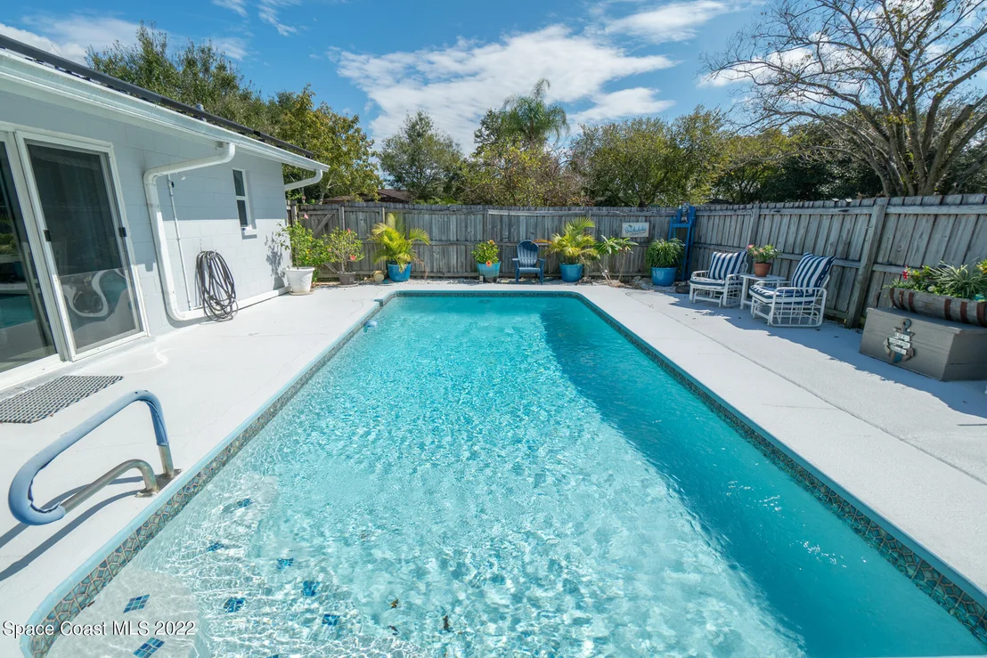 Photo of 1051 Fenway Drive