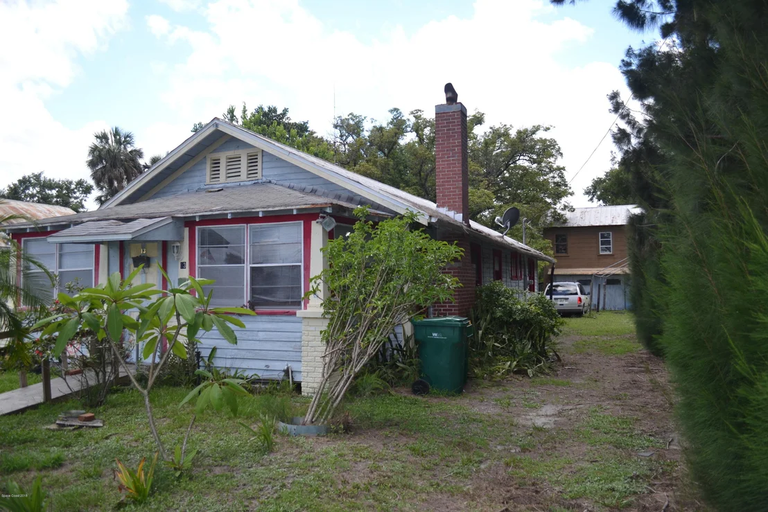 Photo of 13 N Wilson Avenue