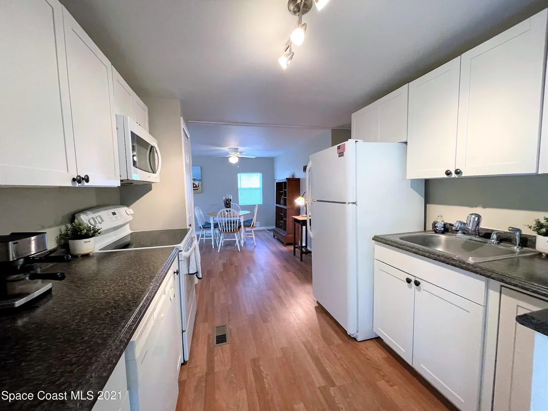 Photo of 915 Pecan Circle