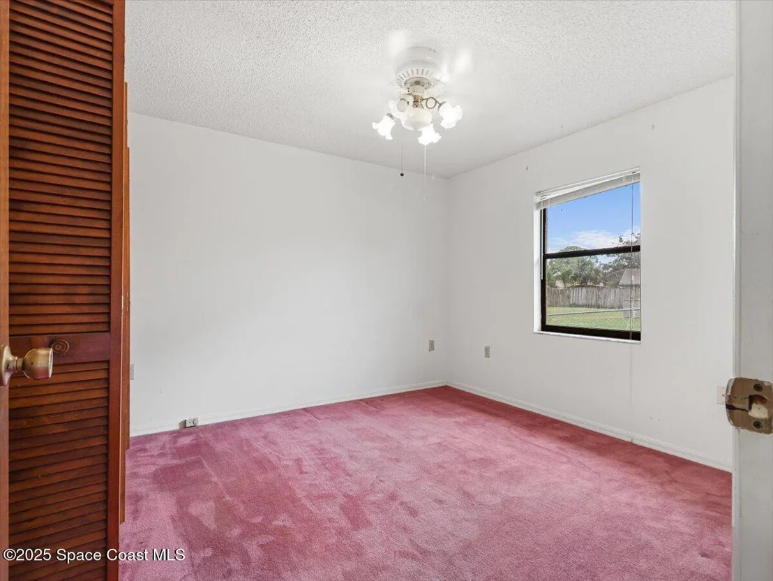 Photo of 6845 Harp Avenue
