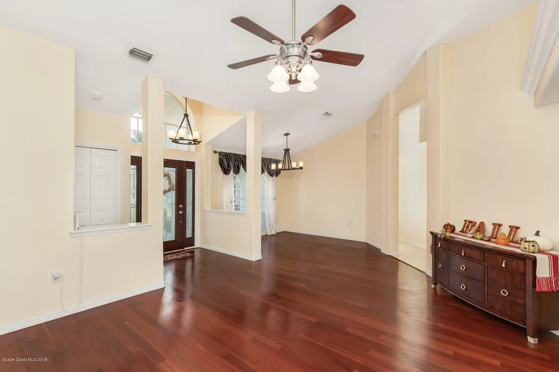 Photo of 3068 Pineda Crossing Drive S