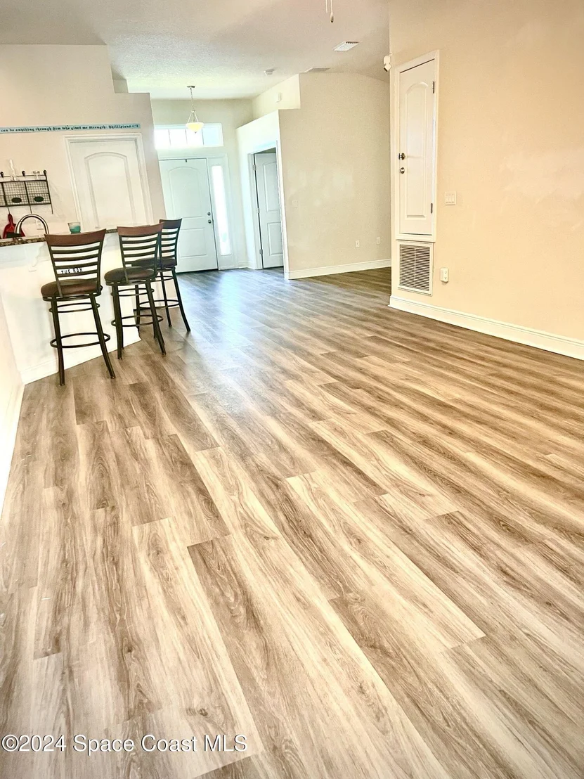 Photo of 596 Mason