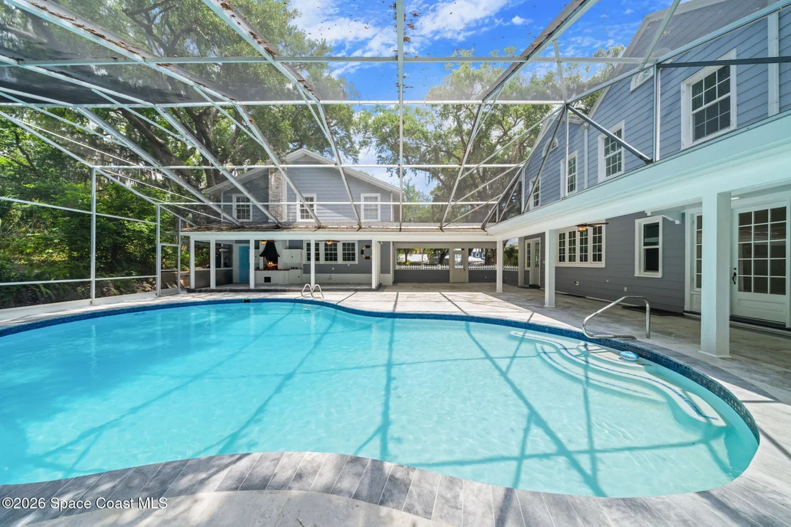 Photo of 875 N Indian River Drive