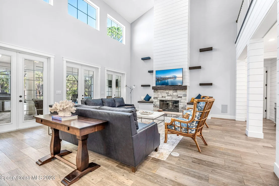 Photo of 5655 Willoughby Drive