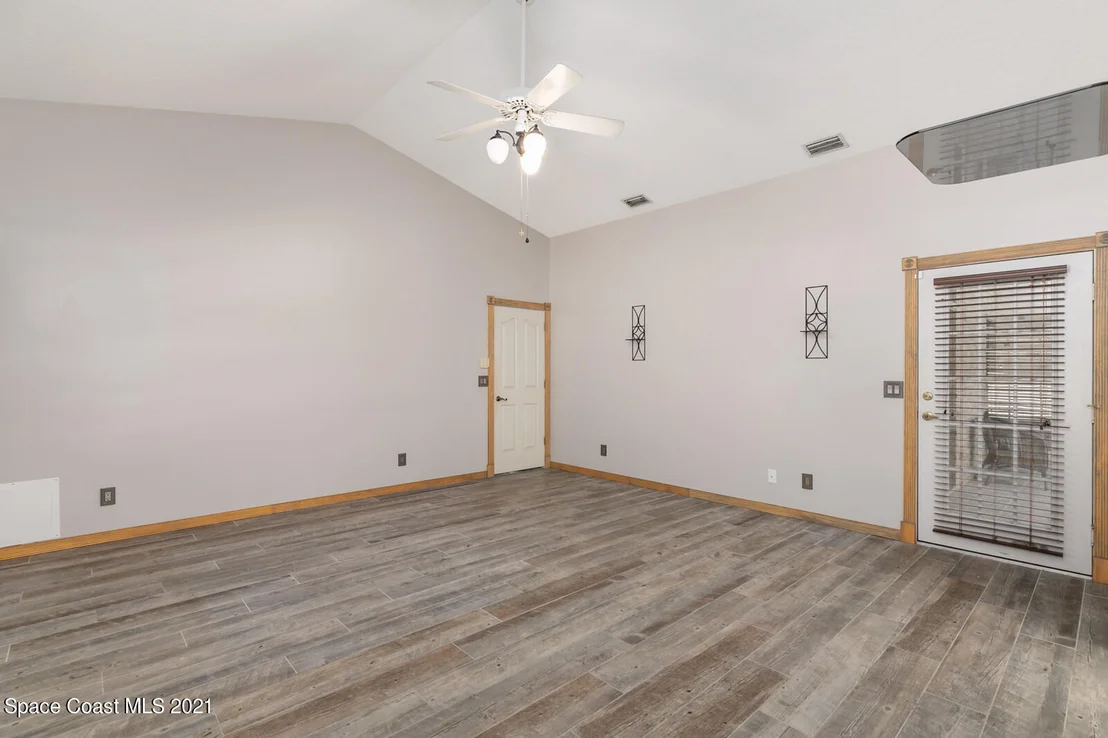 Photo of 7948 Timberlake Drive
