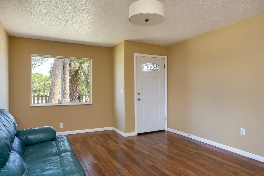 Photo of 3400 James Street