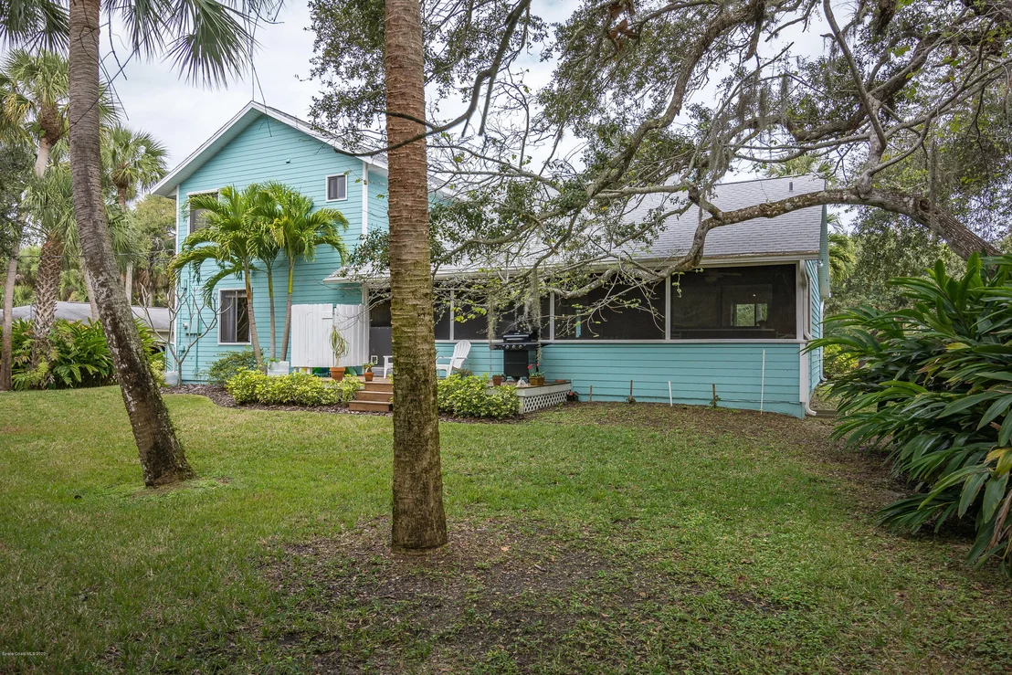 Photo of 255 Cardinal Drive
