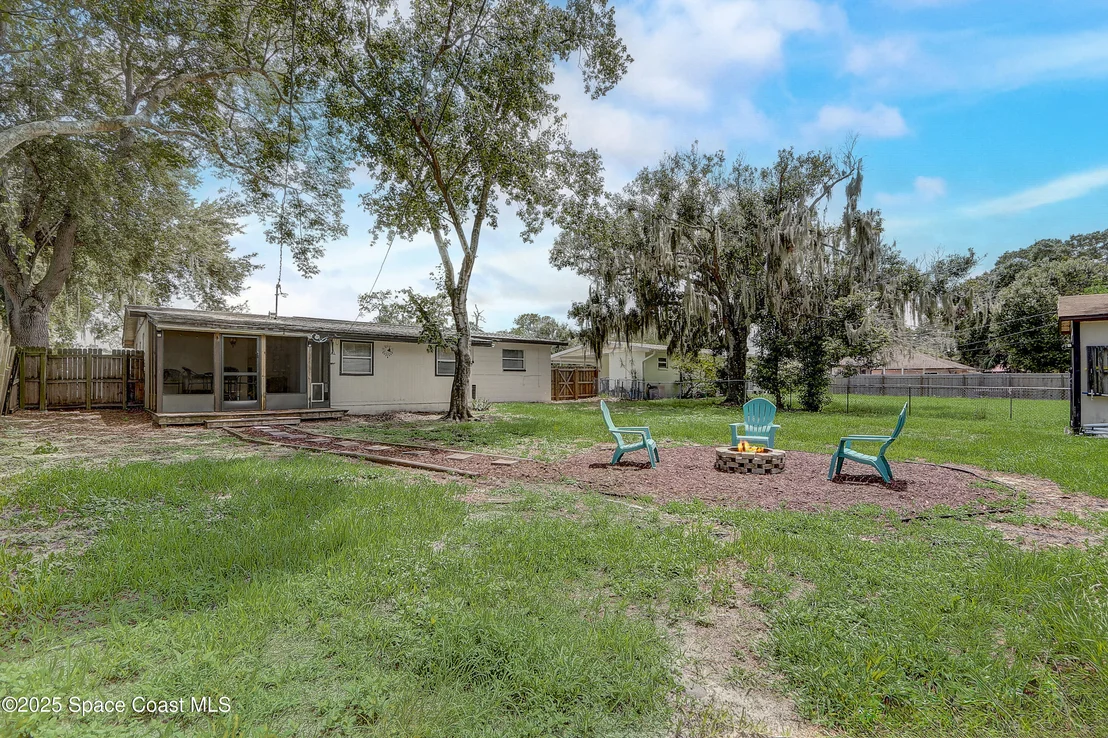 Photo of 1032 Bernice Road