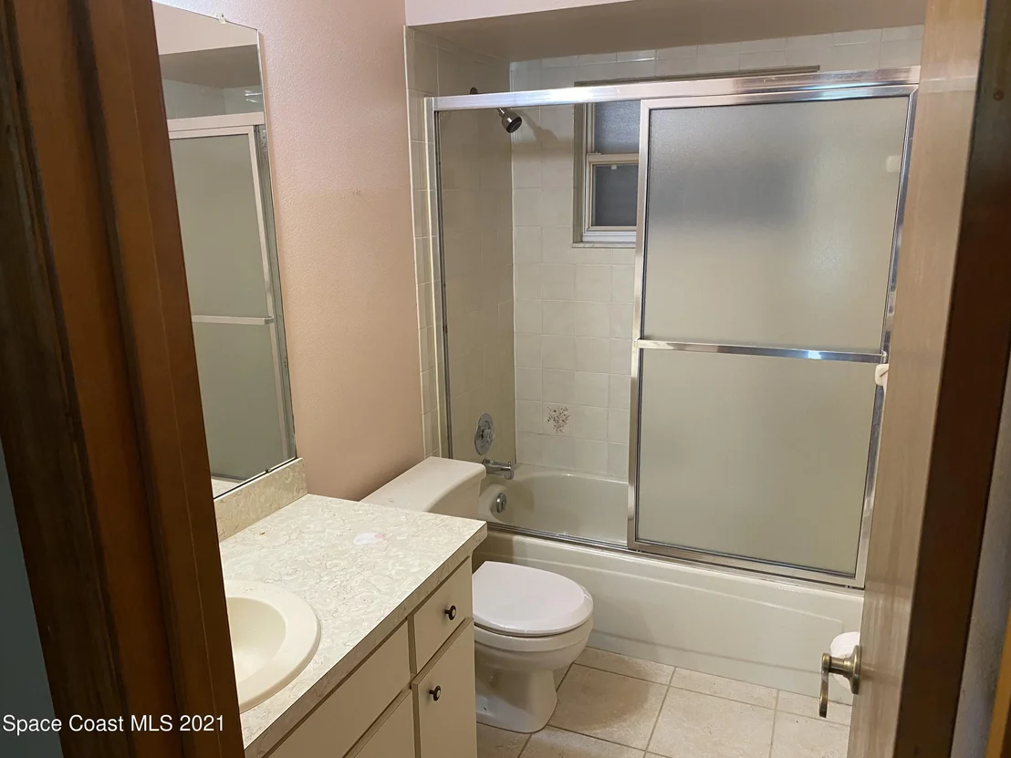 Photo of 6446 Cable Avenue