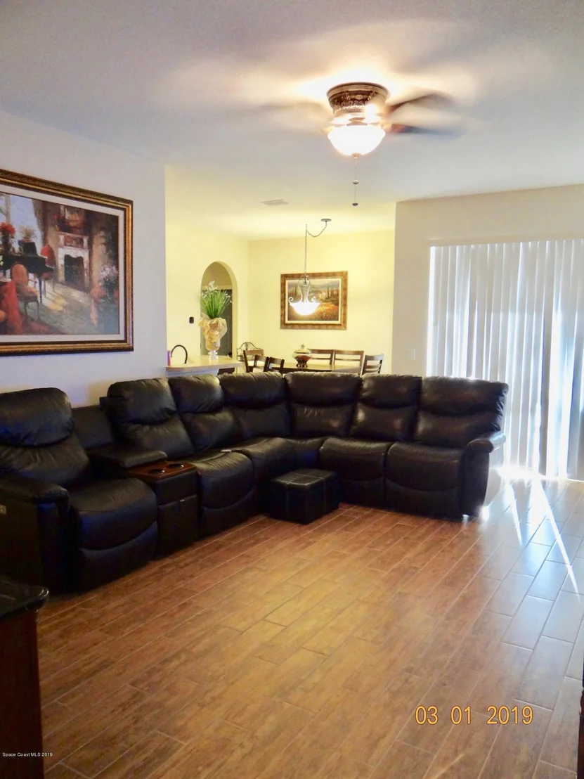 Photo of 349 Abernathy Circle SE