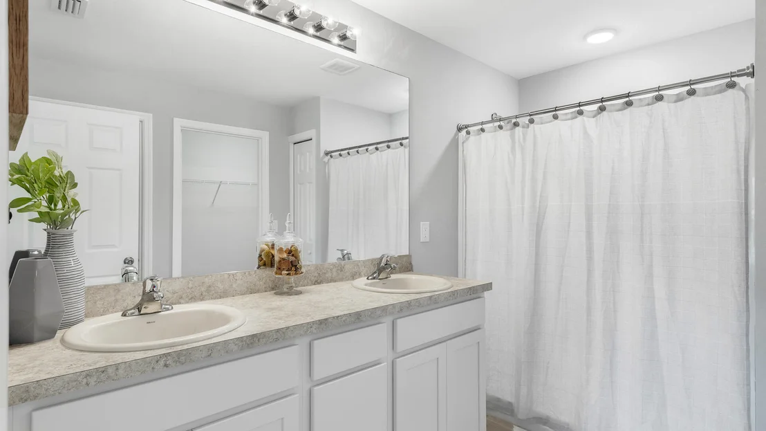 Photo of 1114 Pace Drive NW