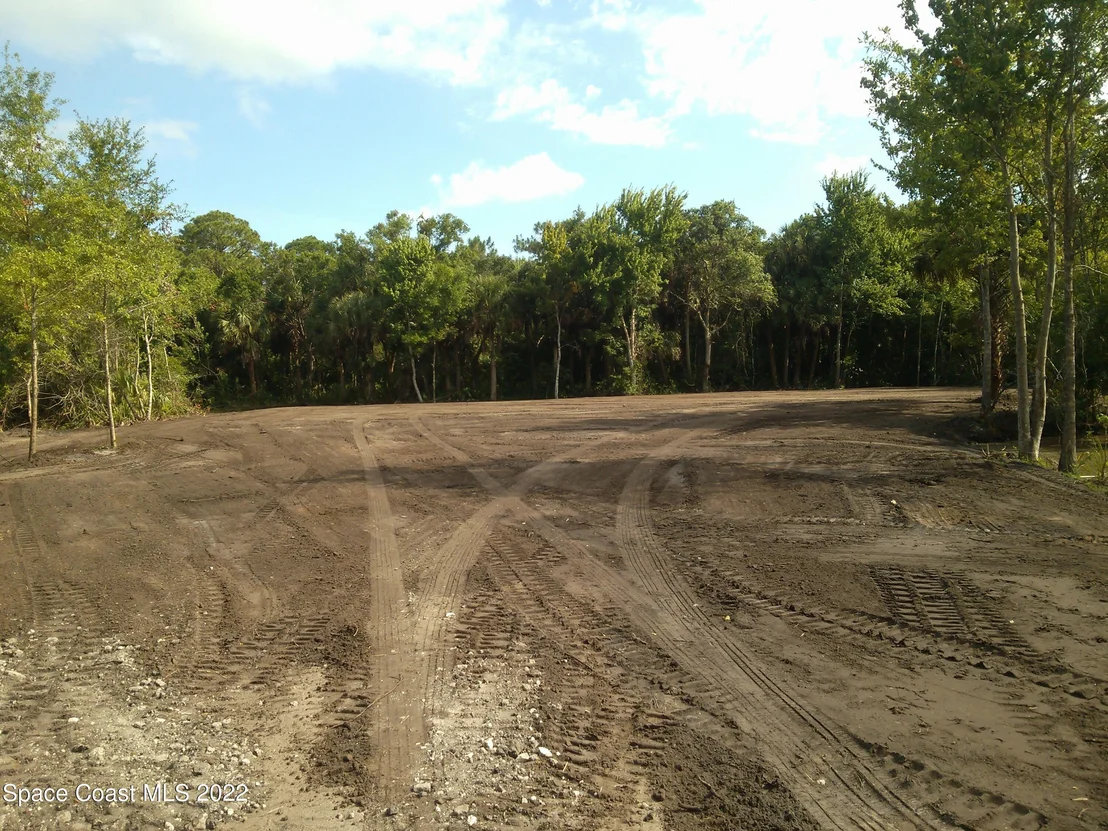 Photo of 4156 Parkway Drive
