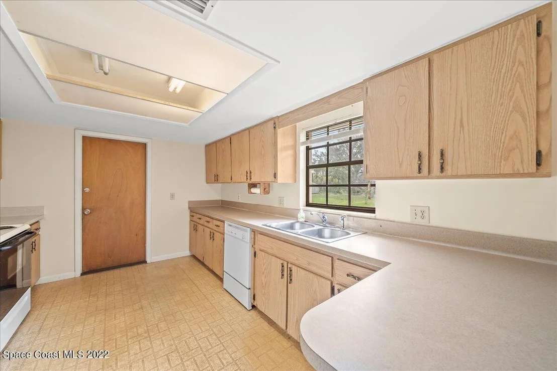 Photo of 5055 Bradbie Lane
