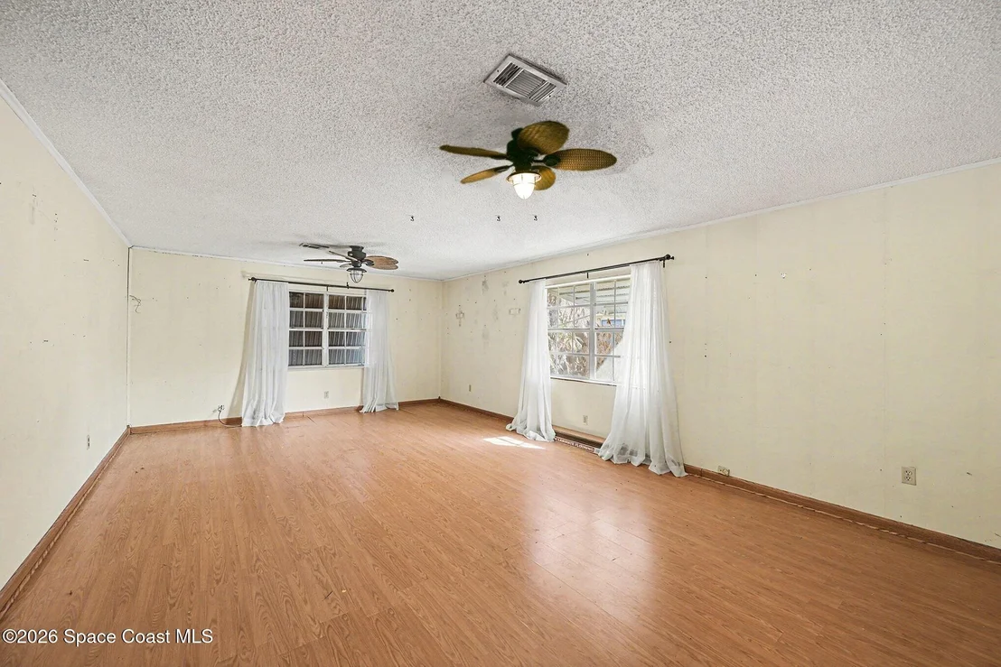 Photo of 2655 Lorna Drive