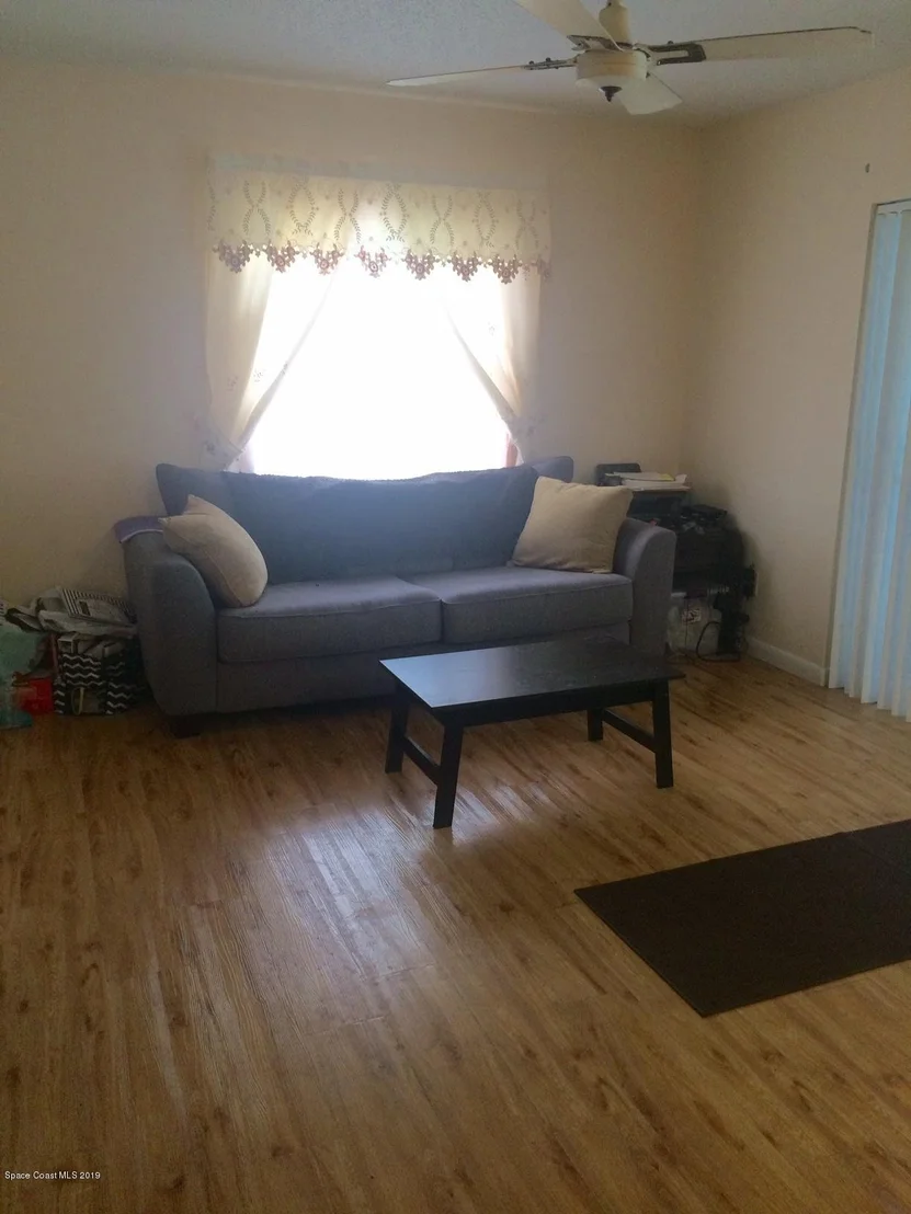 Photo of 2410 6th Street