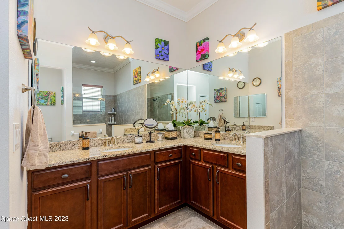 Photo of 543 Heming Way