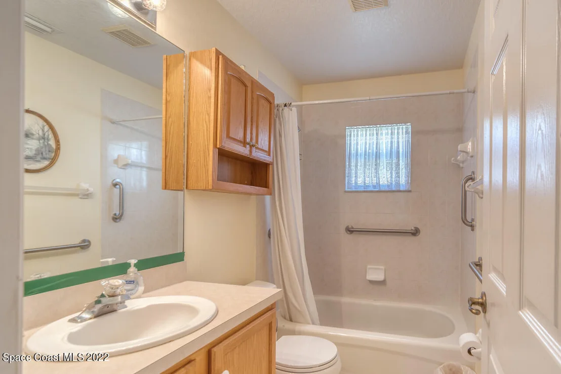 Photo of 4758 Alamanda Drive