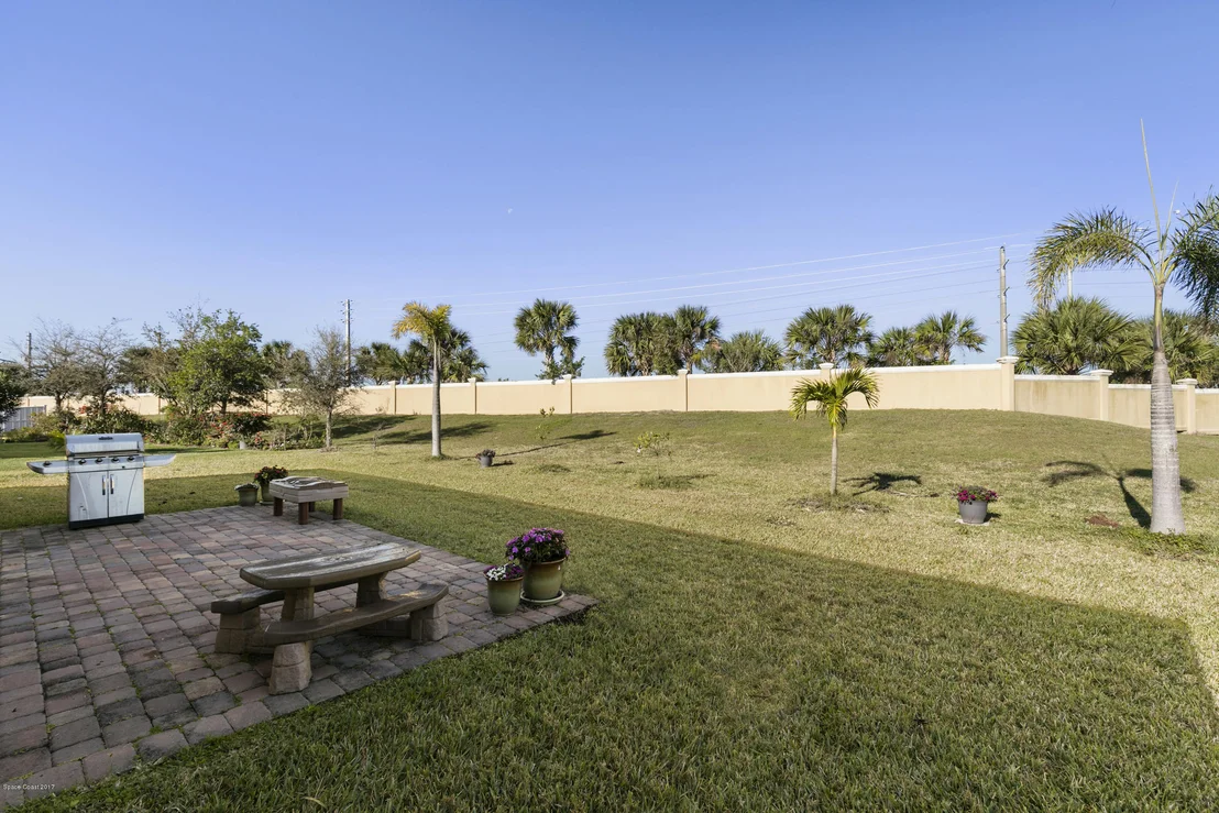 Photo of 5942 Goleta Circle