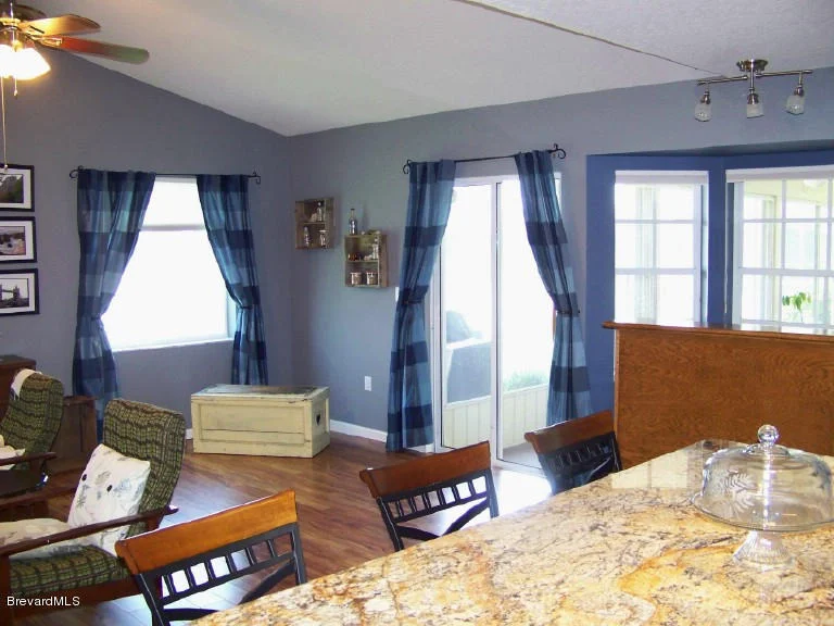 Photo of 1853 Thesy Drive