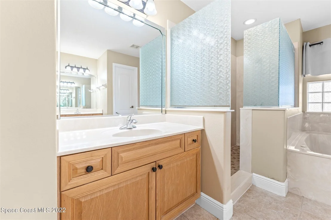Photo of 2118 Auburn Lakes Drive