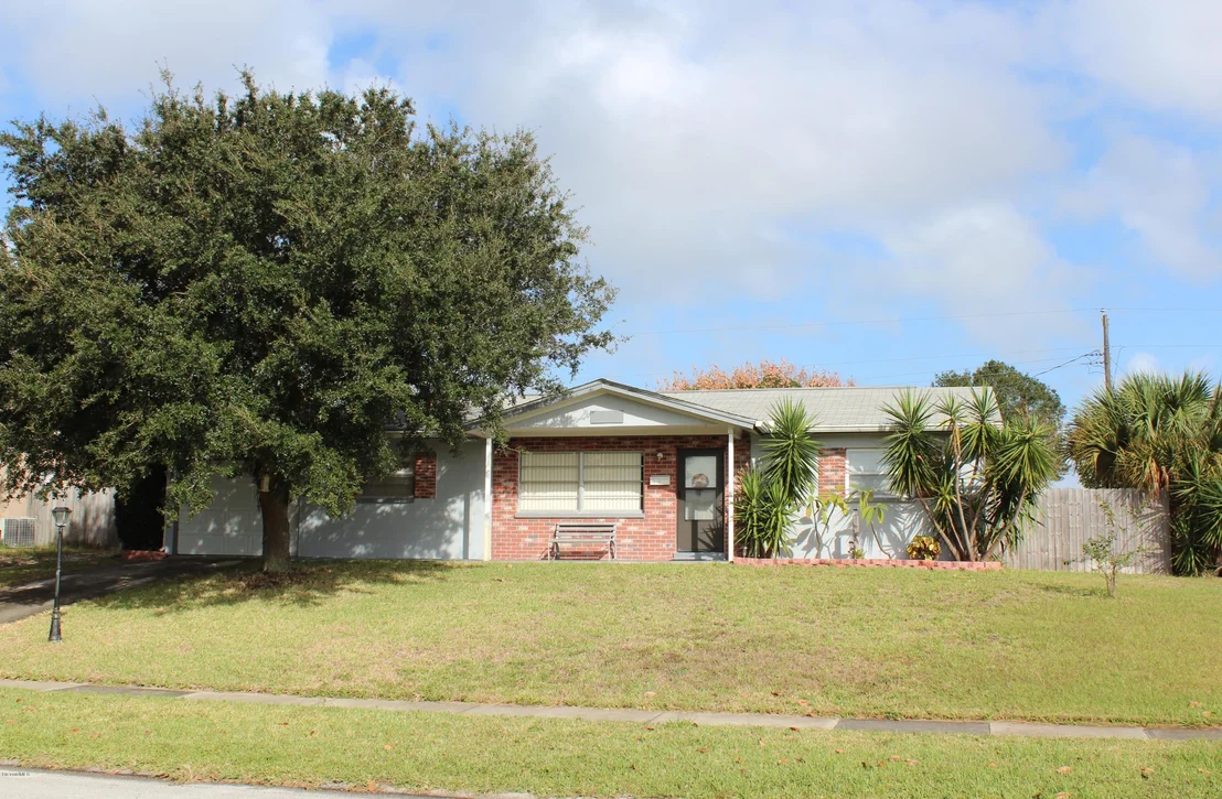 Photo of 1938 W Ixora Drive
