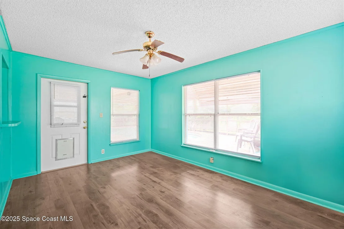 Photo of 1030 Cable Lane NE