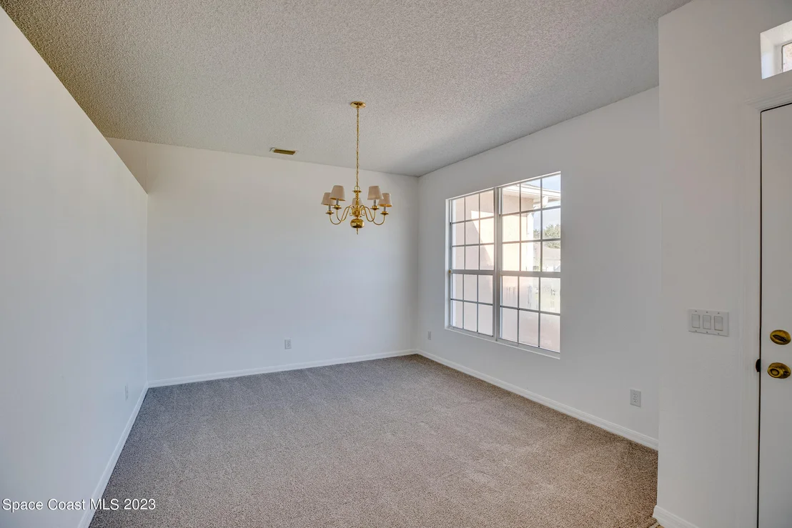 Photo of 1331 Hideaway Lane