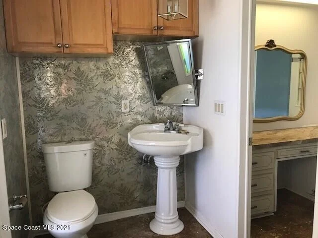 Photo of 530 Jennifer Circle