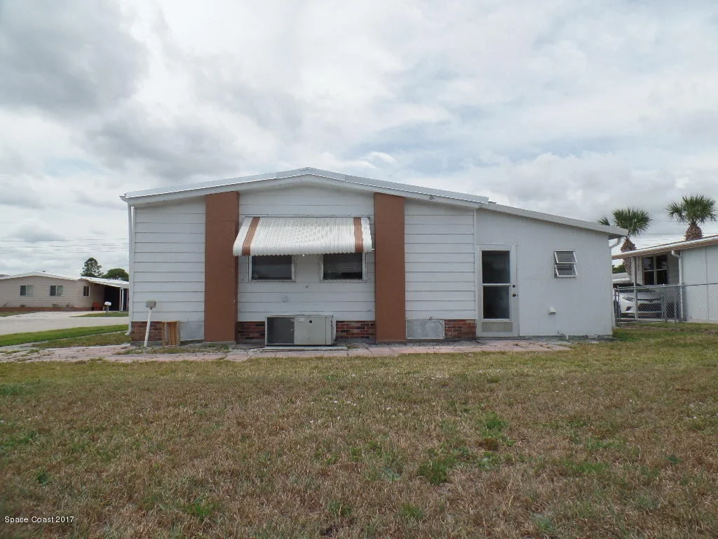 Photo of 2313 Royal Palm Dr. Ne