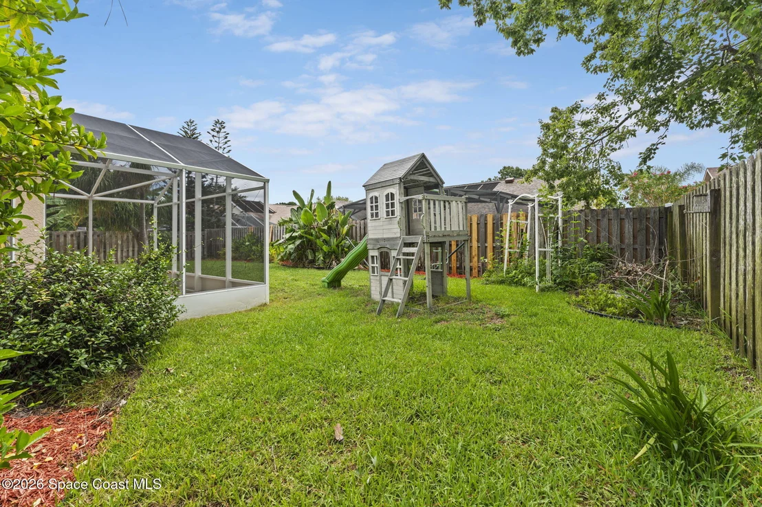 Photo of 970 Kingfisher Way