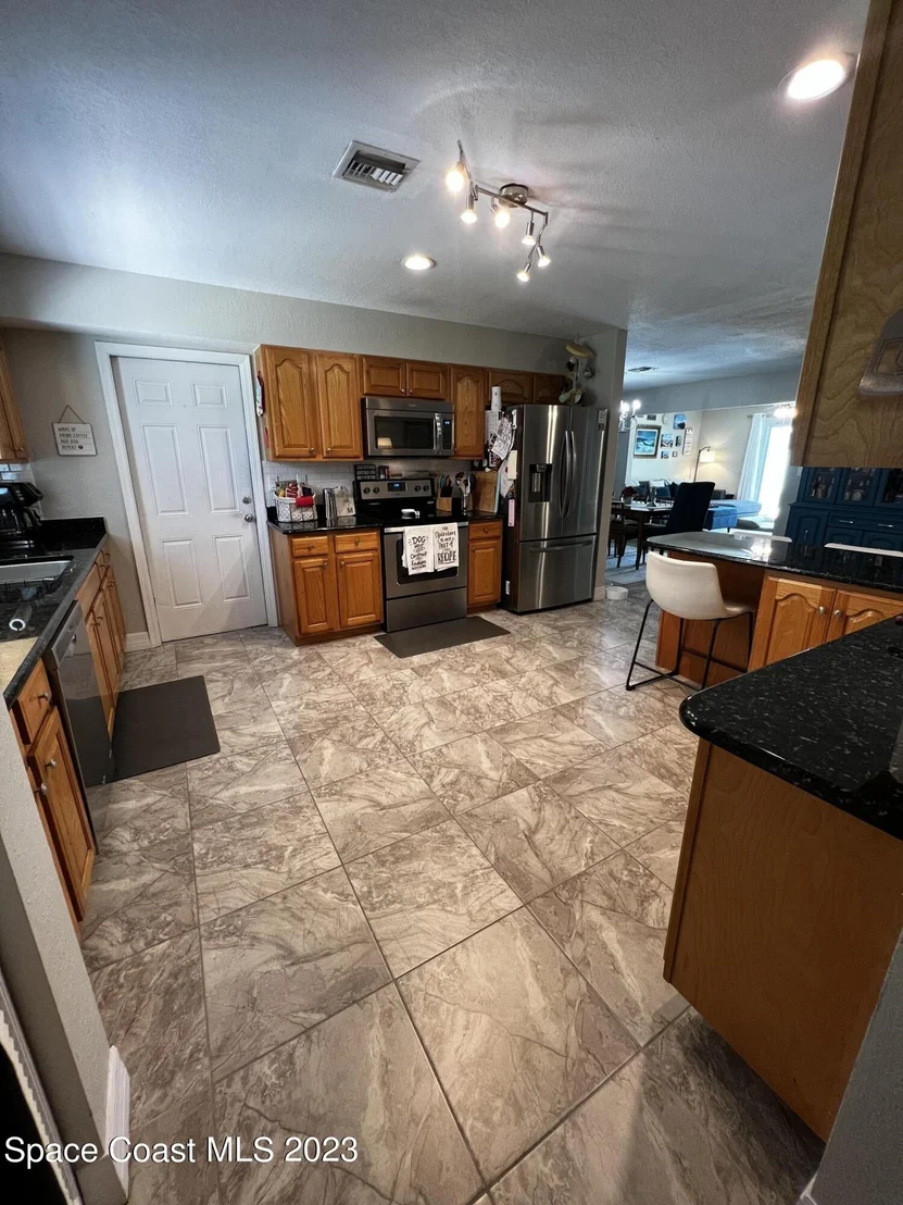 Photo of 5420 Holden Road
