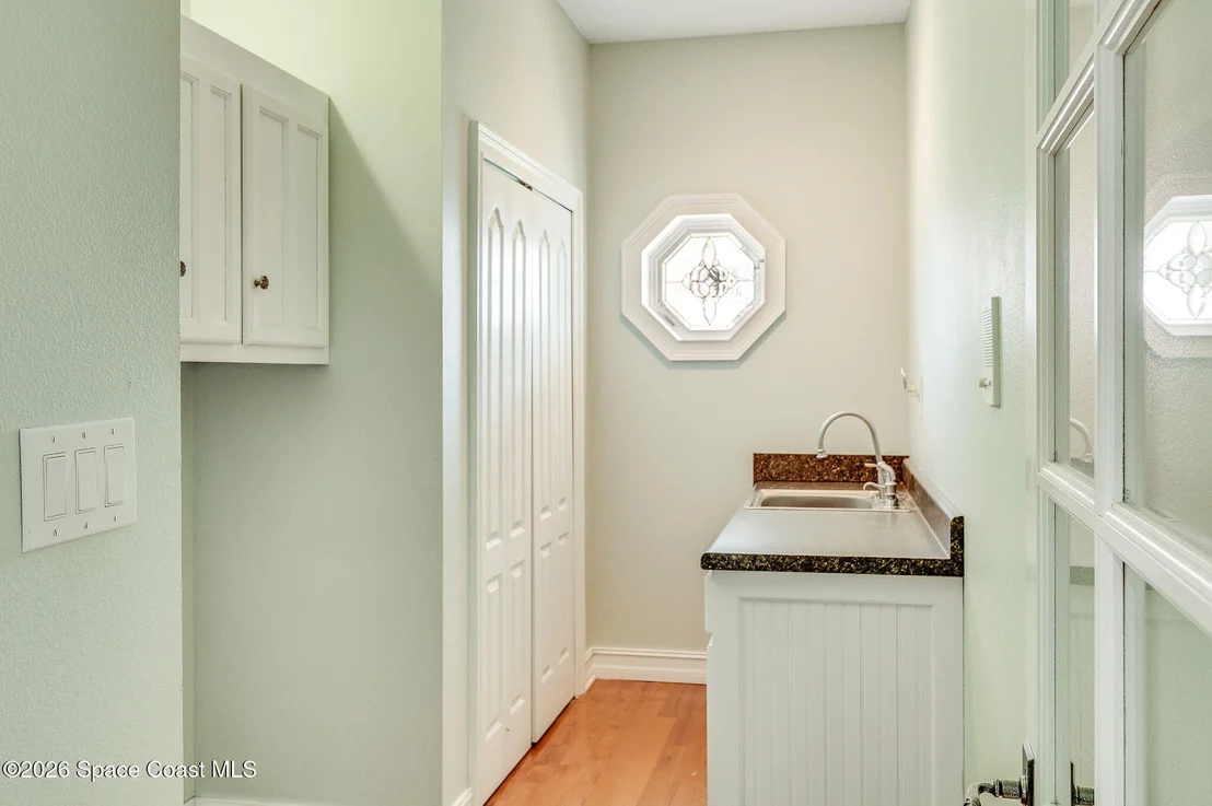 Photo of 2326 Holder Road