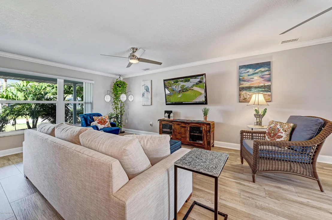 Photo of 205 Rose Drive
