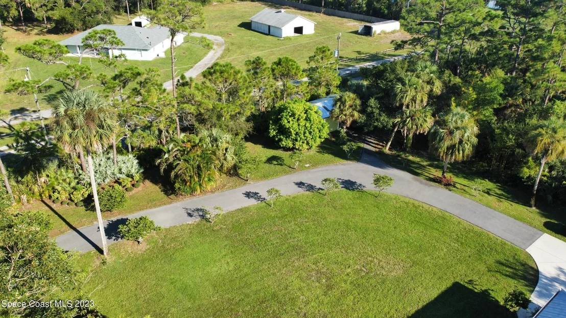 Photo of 4115 Grant Road