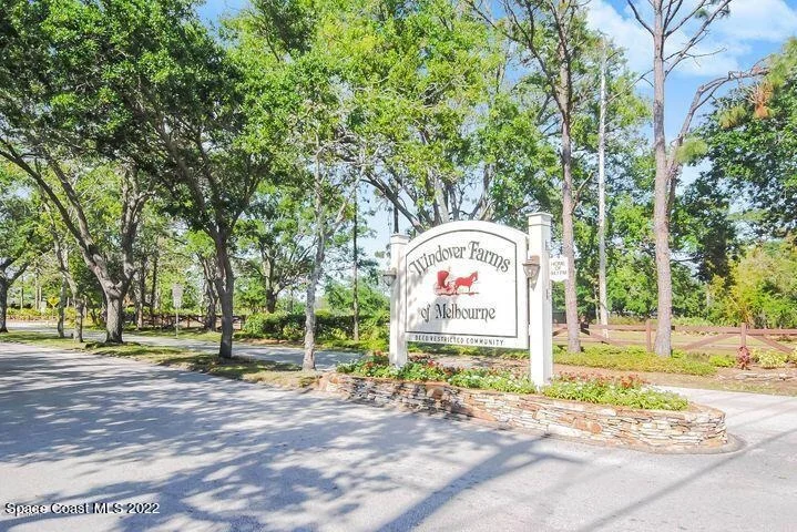 Photo of 4620 Canard Road