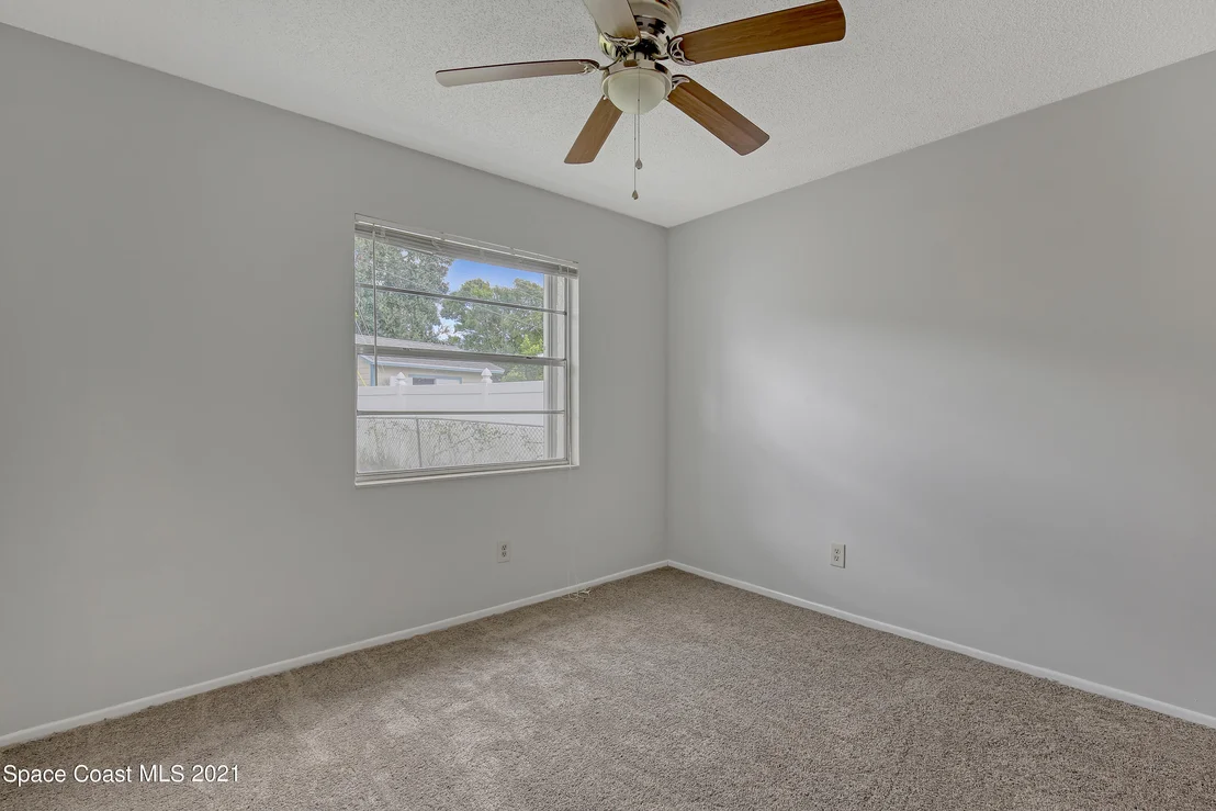 Photo of 2762 Hereford Road