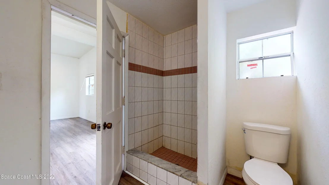 Photo of 1066 Indrio Lane NE