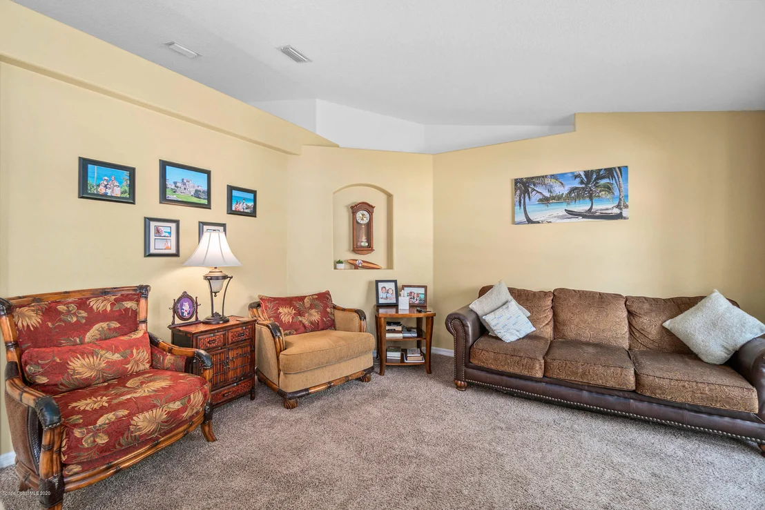 Photo of 4658 Alamanda Drive