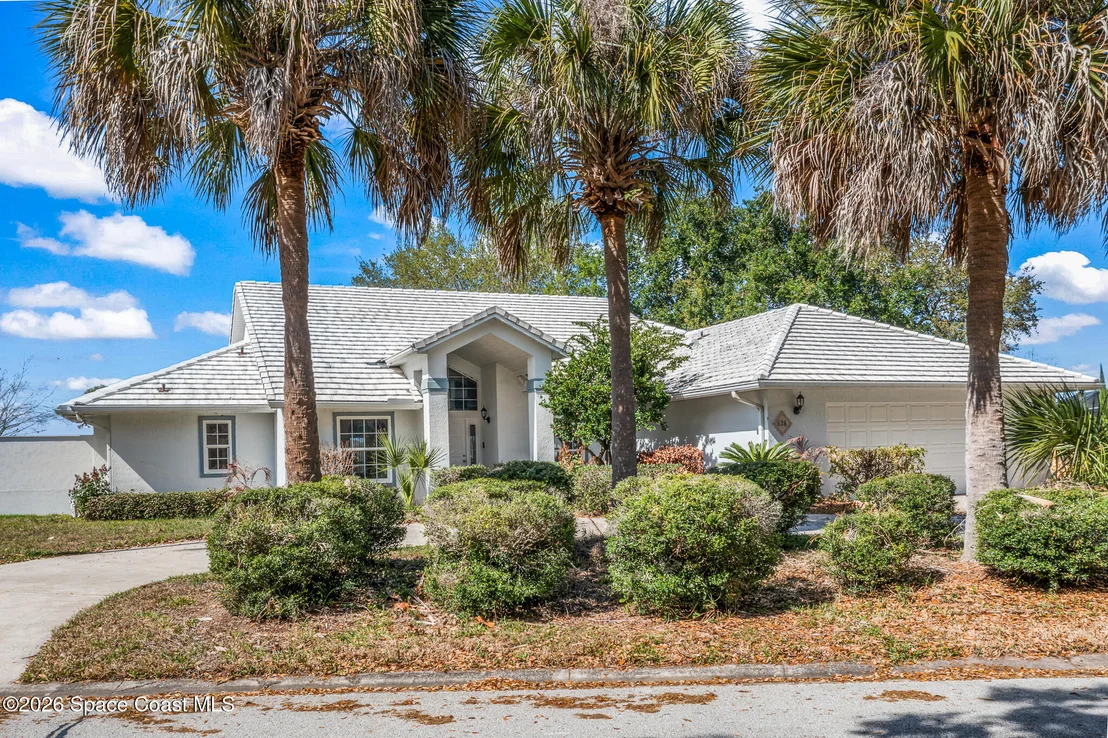 Photo of 626 Rossmoor Circle