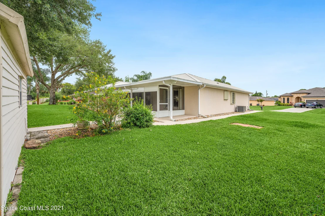 Photo of 786 Seven Gables Circle SE